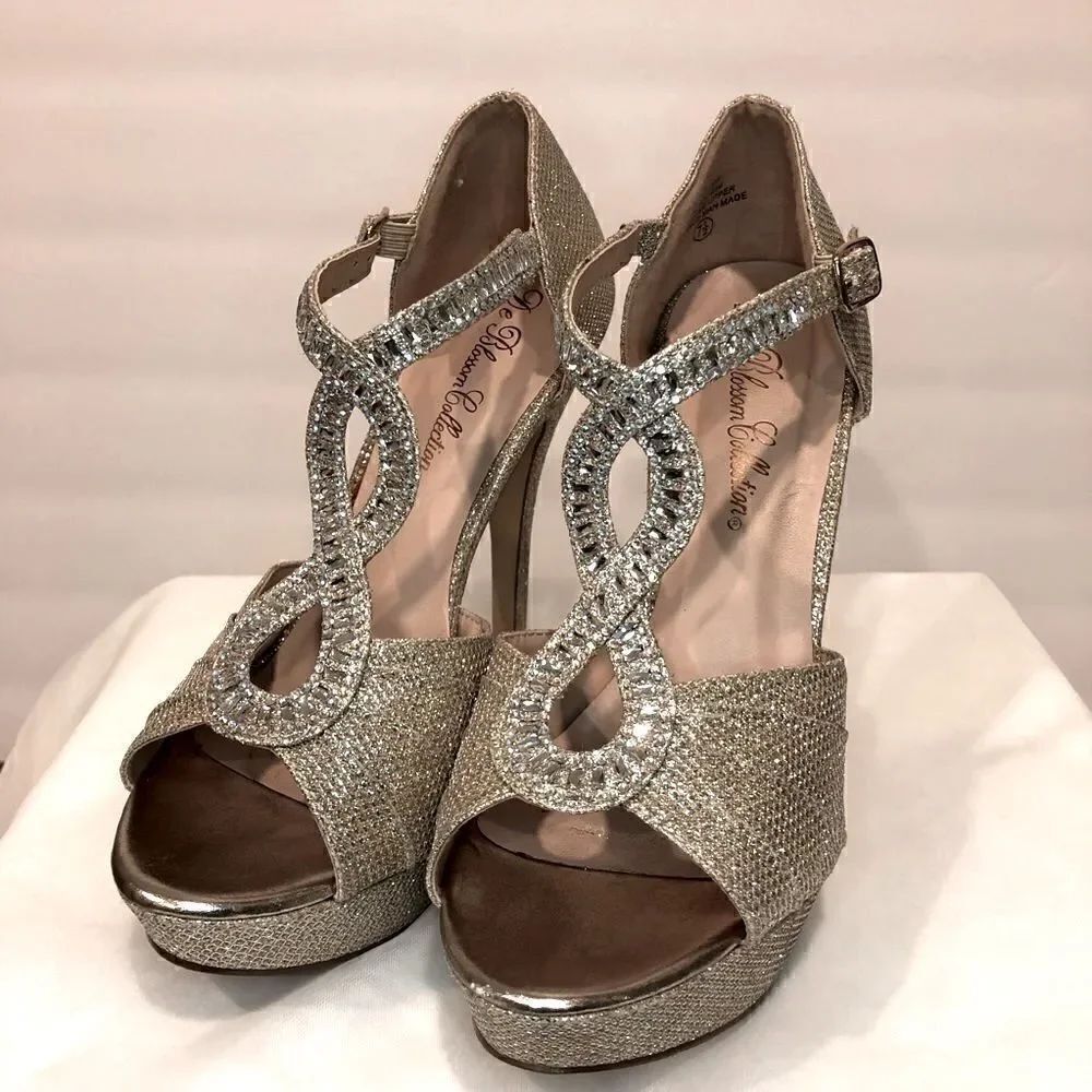 De Blossom Collection Alina nude/gold Strappy heels - Picture 2 of 15